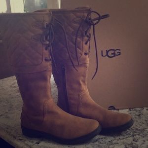 UGG Women’s Elsa Deco Quilt Waterproof Boot